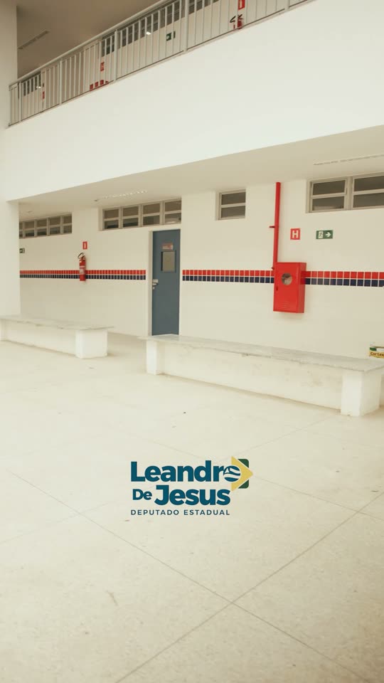 Escola nunca inaugurada